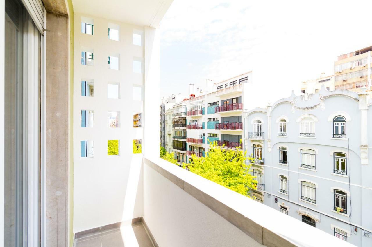 Avenidas Cozy Apartment Lisbon Exterior photo