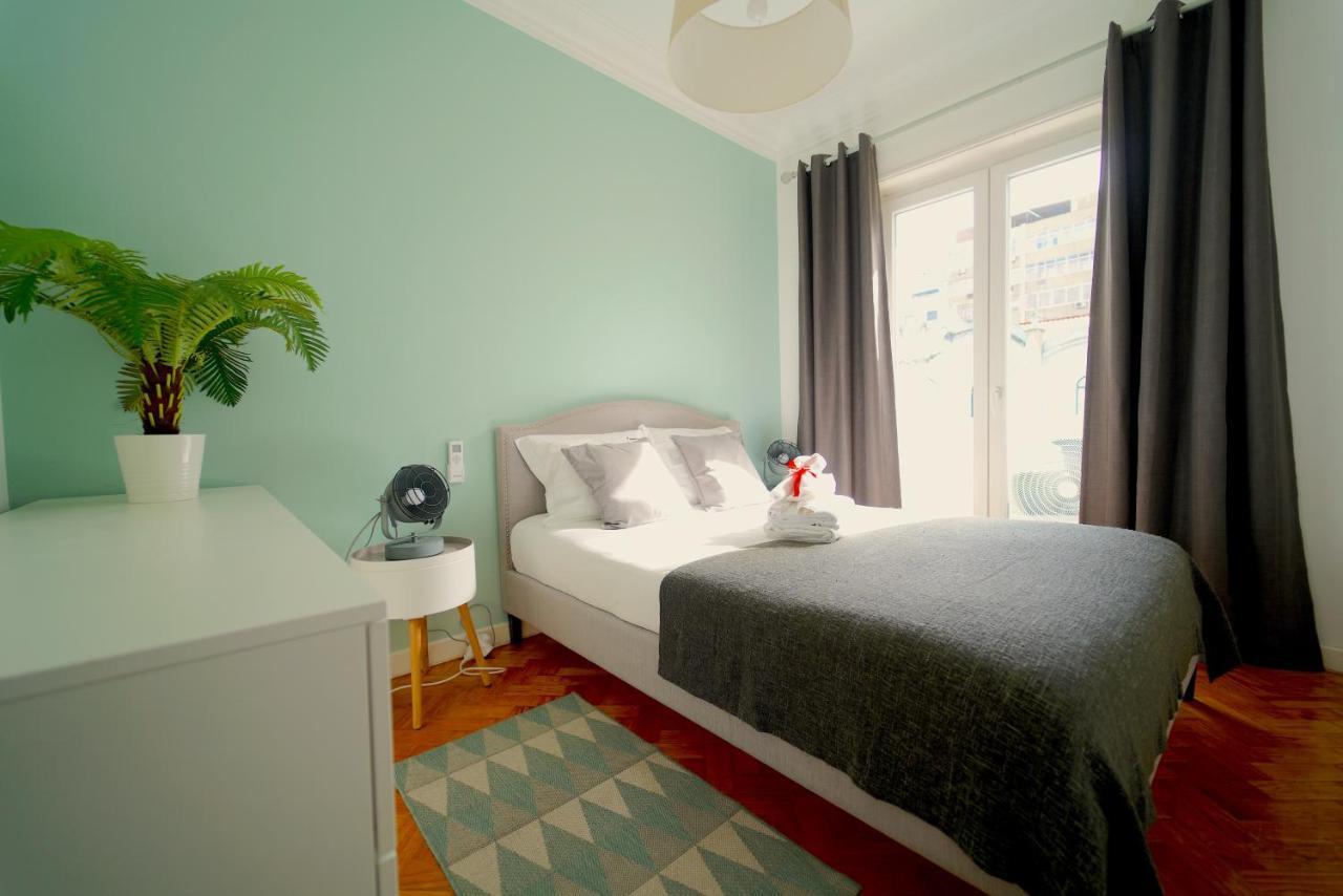 Avenidas Cozy Apartment Lisbon Exterior photo